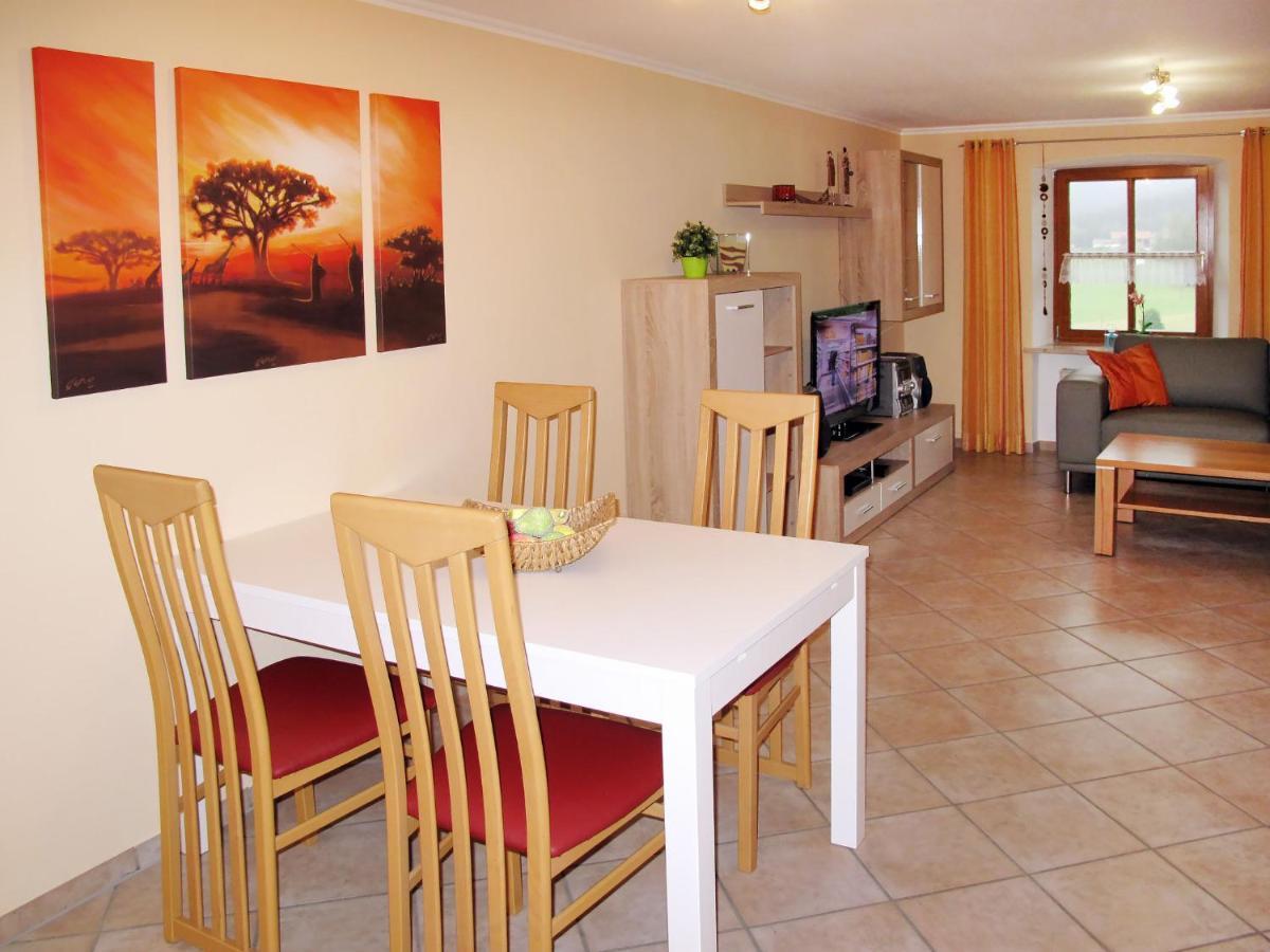 Apartment Freisinger-1 By Interhome Zachenberg Εξωτερικό φωτογραφία
